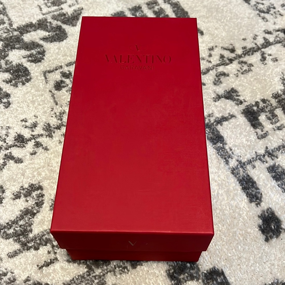 Valentino Garavani box